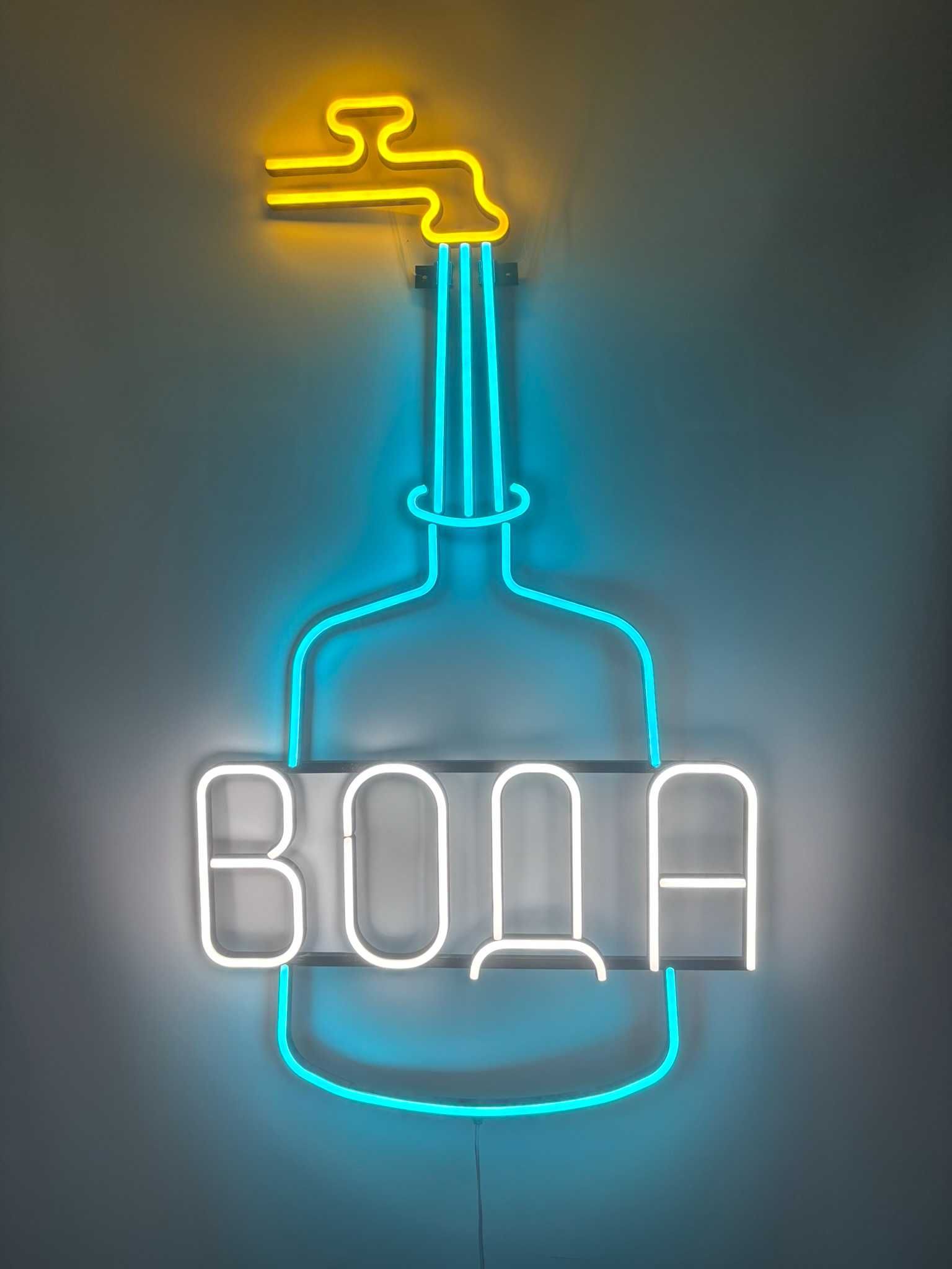 Неонова вивіска "Вода бутиль" багатокольорова, 955*540 мм, нова