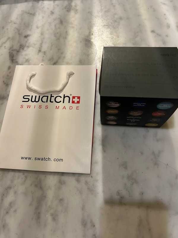 Omega x Swatch SO33A100 Merkury：Must-have dla Kosmików