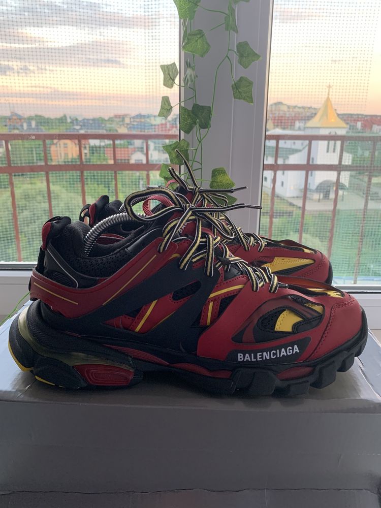 Кросівки, balenciaga track