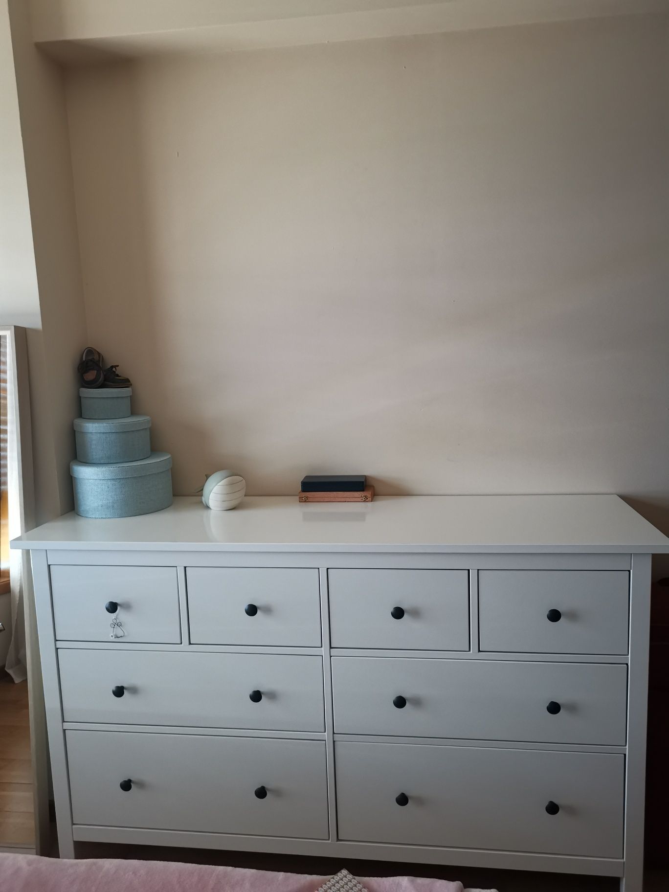 Cómoda hemnes 8 gavetas