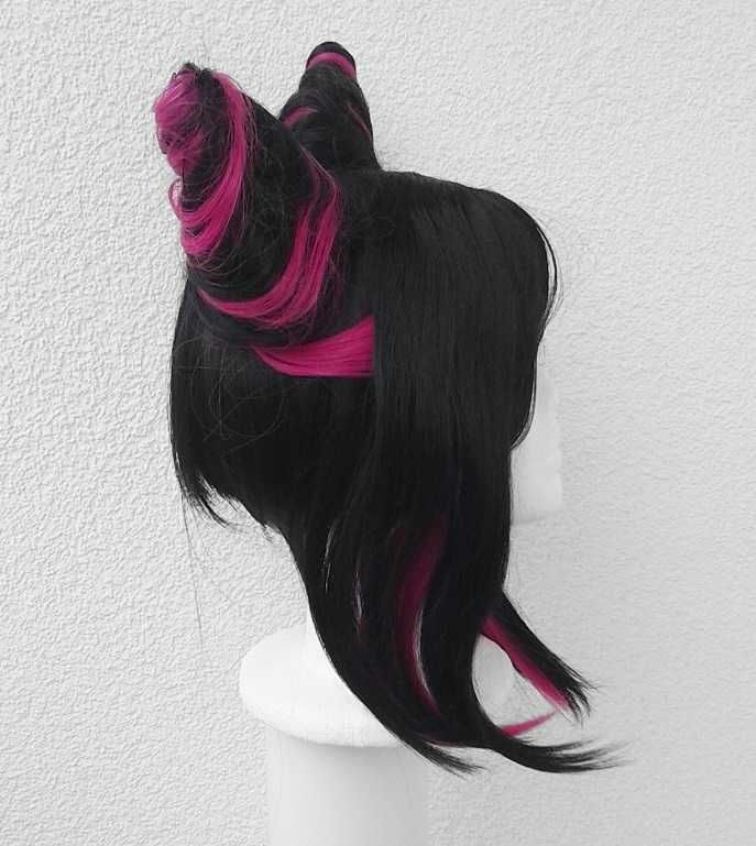 Juri Stree Fighter peruka z uszkami czarna różowe pasemka cosplay wig