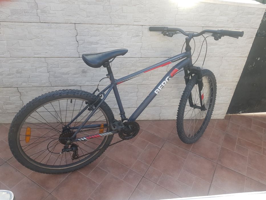 Bicicleta roda 26 BERG em alumínio impecável tudo a funcionar