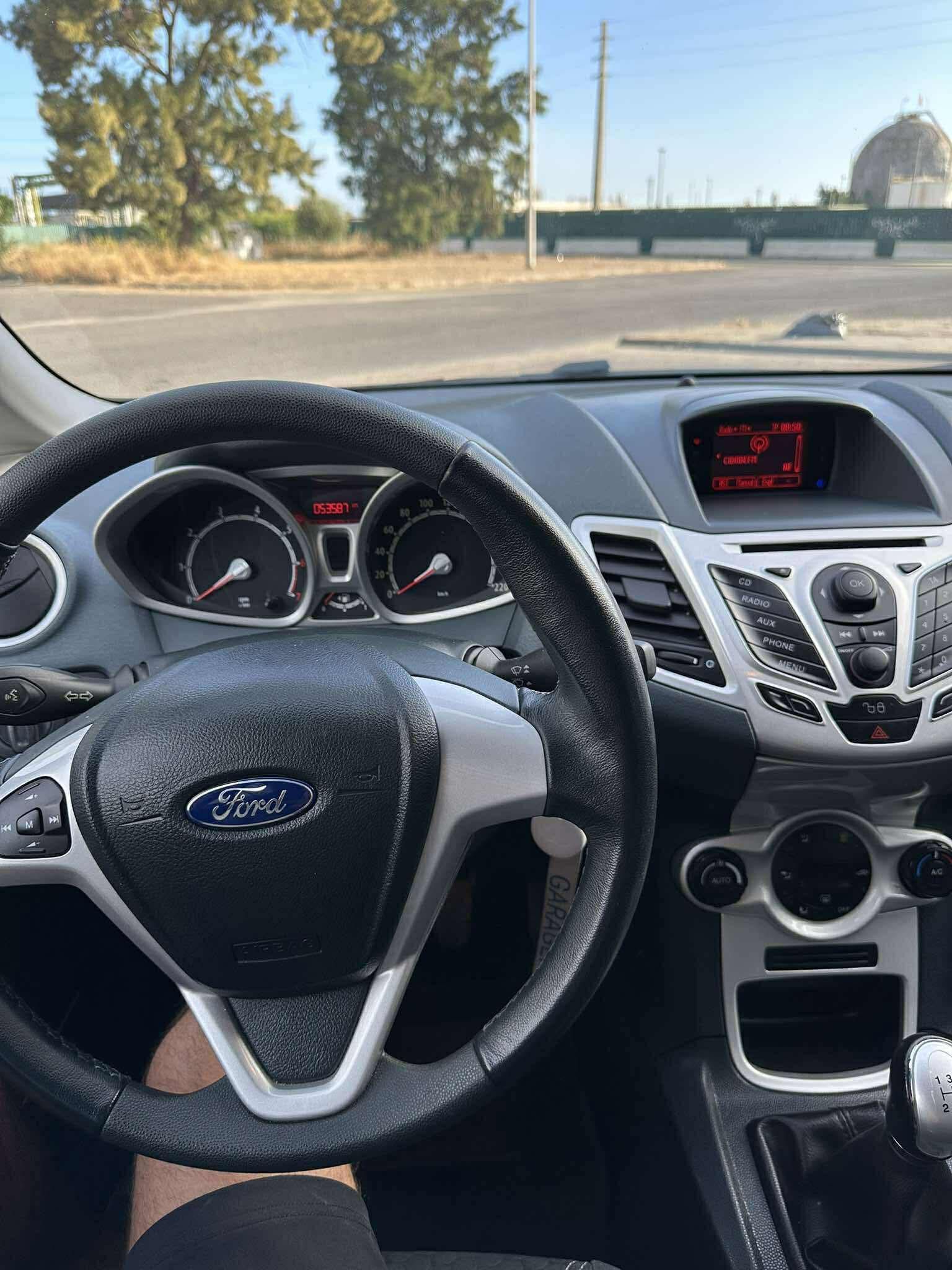 Ford apenas 55.000km
