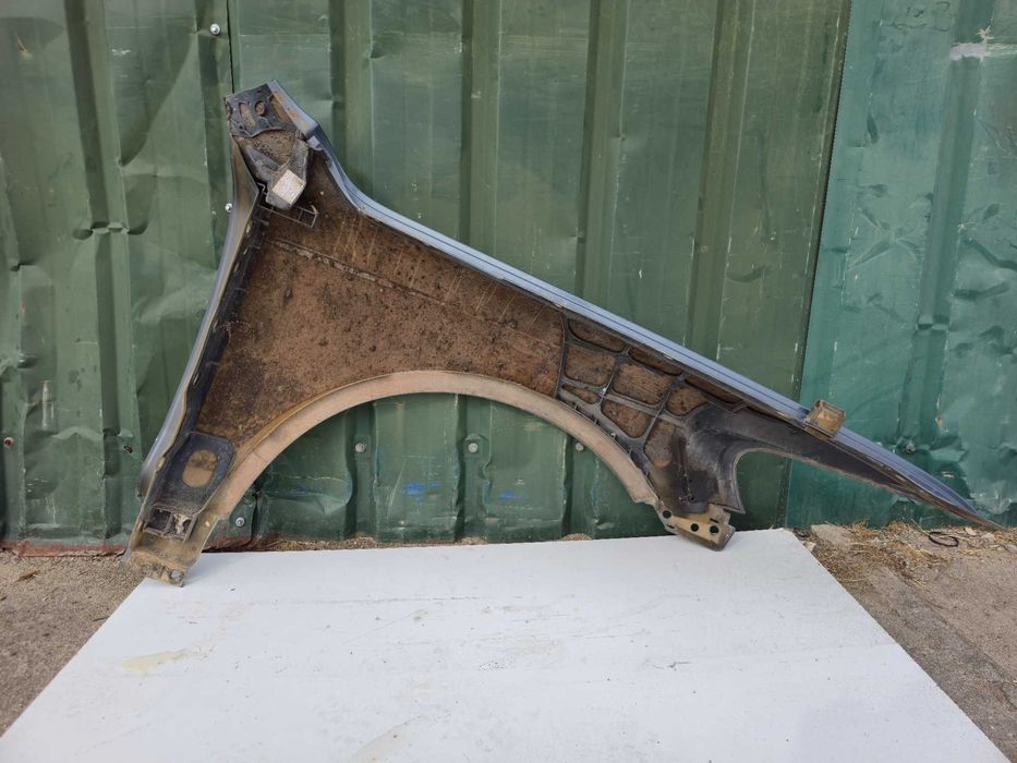 Guarda lamas esquerdo Volkswagen Touareg (2002 a 2013)