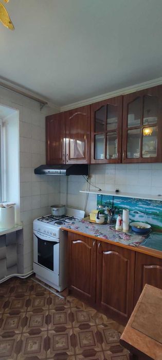 Продаю в центре Корабельного района 2 -х к кв-ру с автономным отоплен.