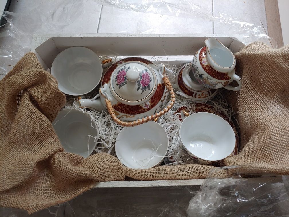 Zestaw porcelanowy do herbaty zastawa wzory na prezent w skrzynce