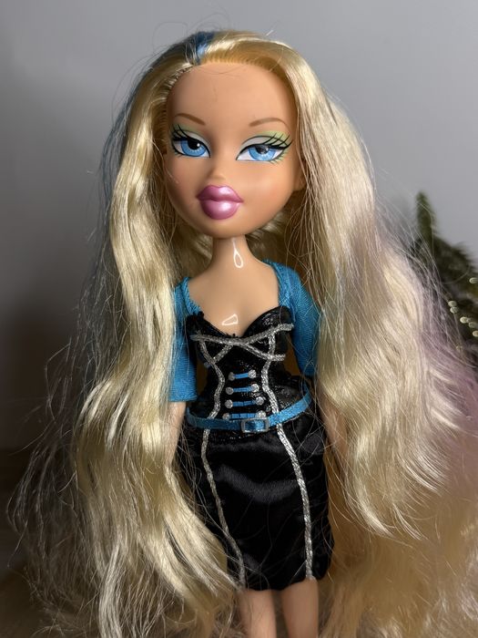 Вінтажна лялька Bratz Хлоя