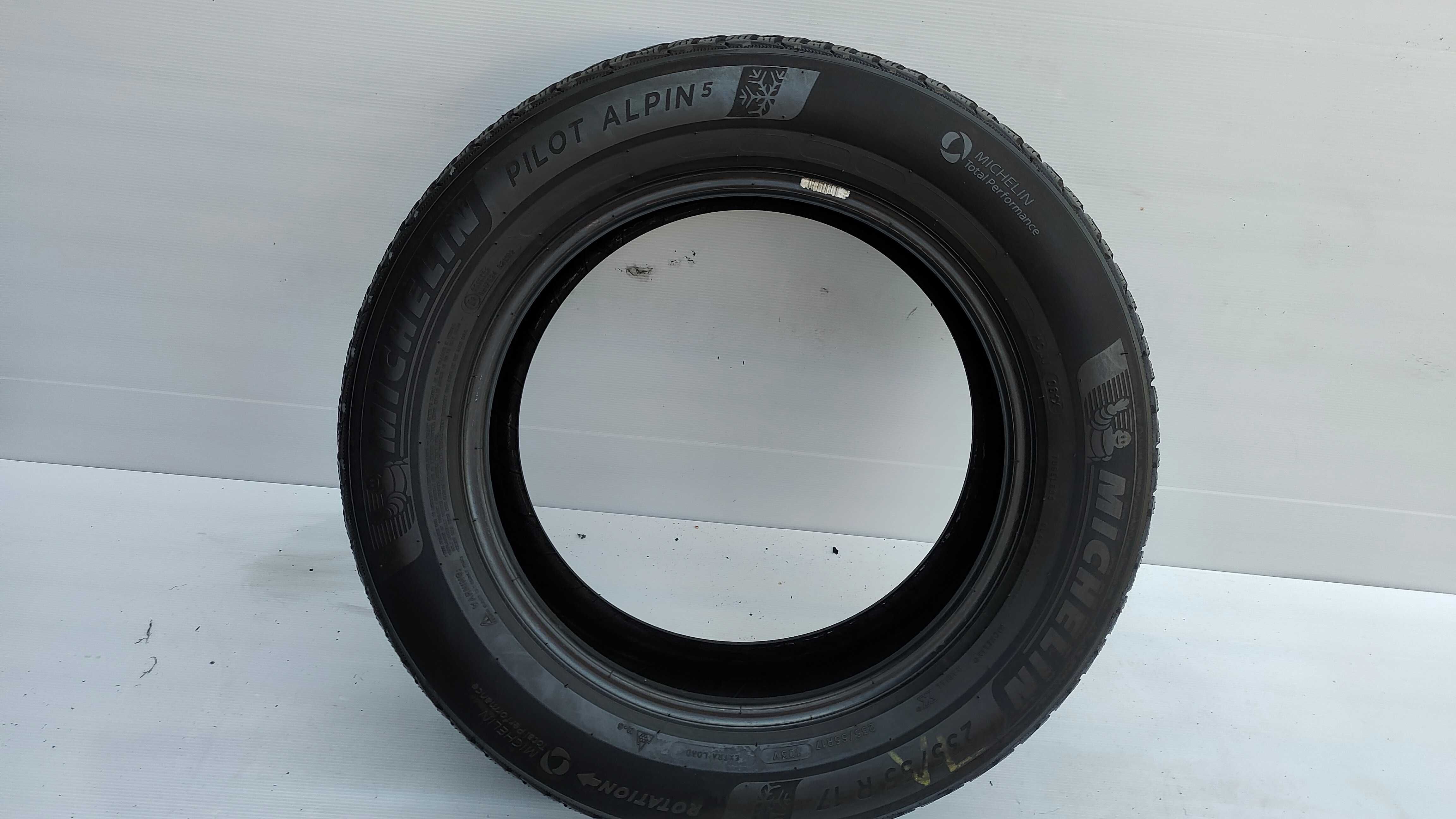 Opony Zimowe 235/55/17 Michelin 2szt 2021r