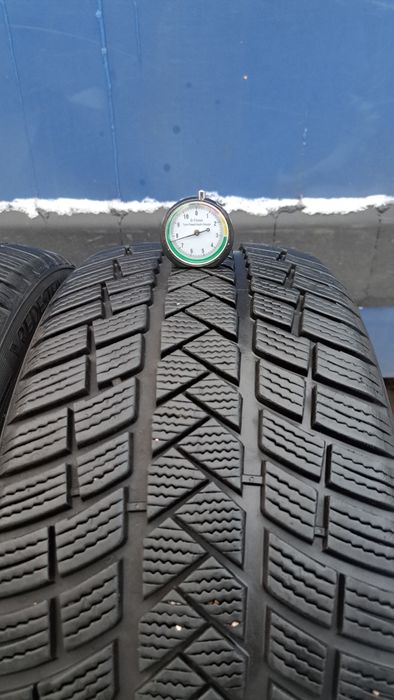 2x 225 40 R19 93Y XL Vredestein Wintrac Pro 7.5mm 2019r opony zimowe