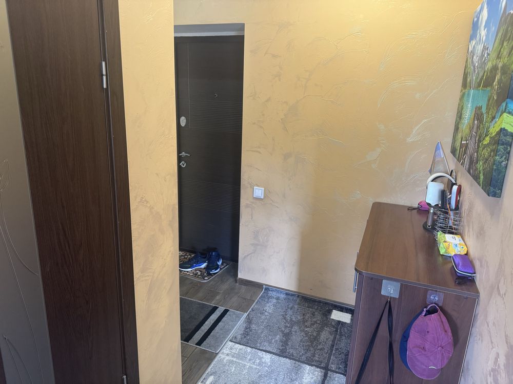 Продам чудову 1к.кв.42 м.кв.ЖК ЯГОДА.З ремонтом,технікою/меблями.