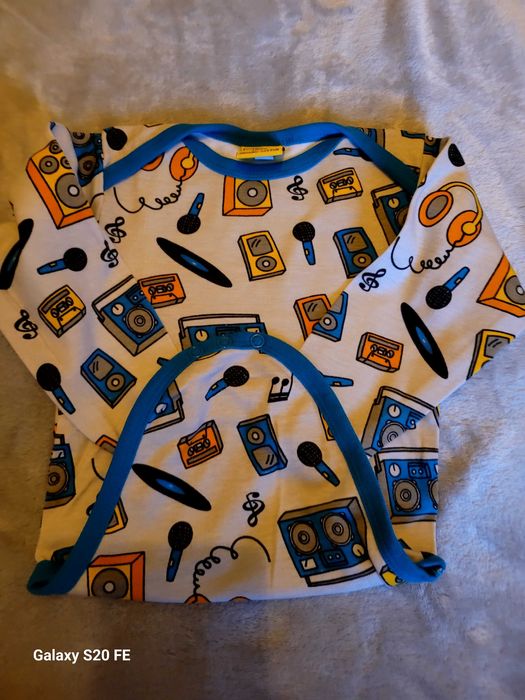 Paka ubrań6-9 mcy 10 sztuk