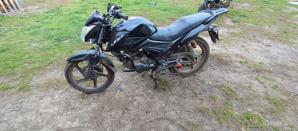 Продам ліфан 150