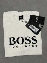 T-Shirt BOSS tamanho M