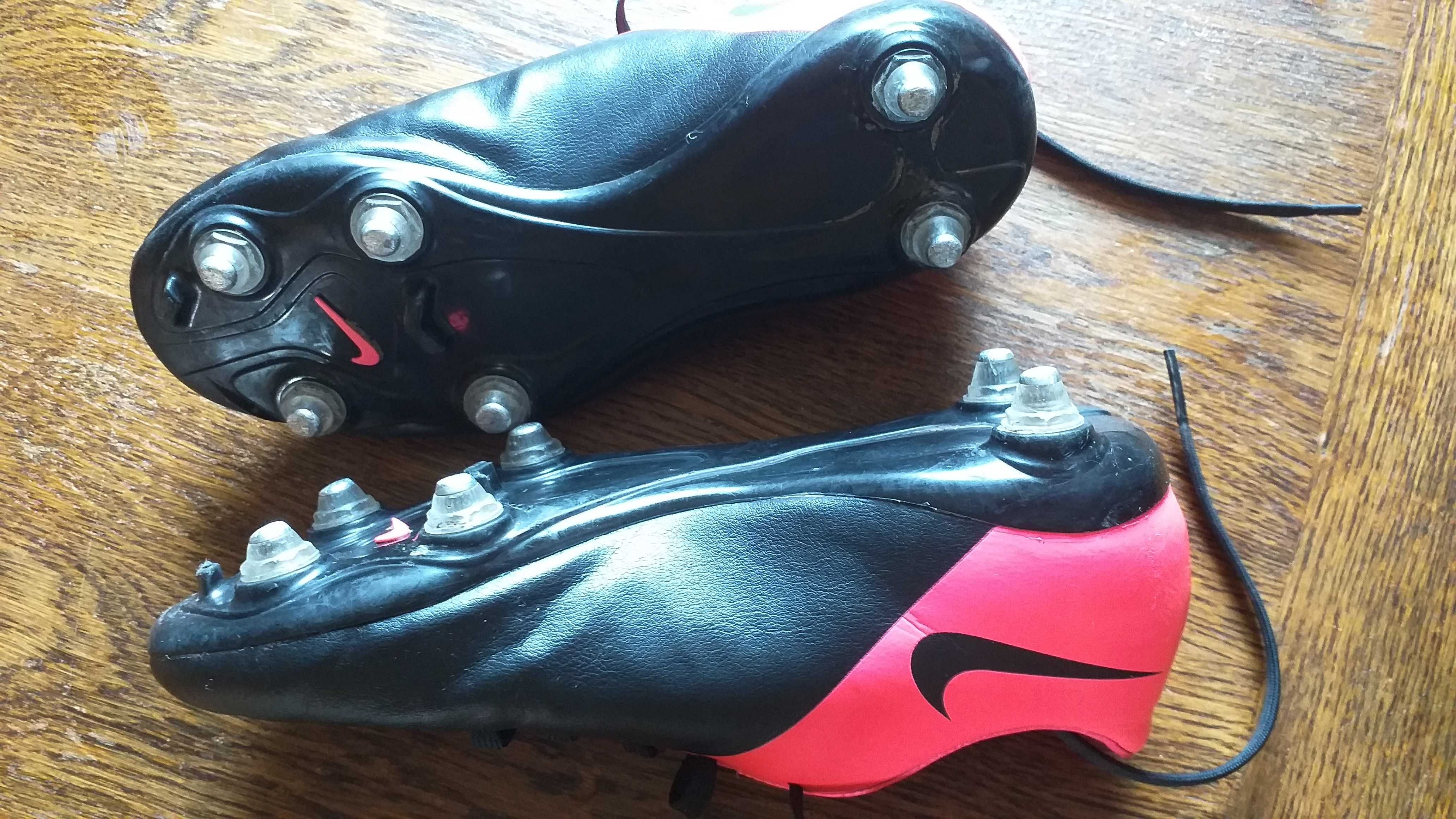 korki NIKE MERCURIAL r. 34 dł.wkł. 21,5cm