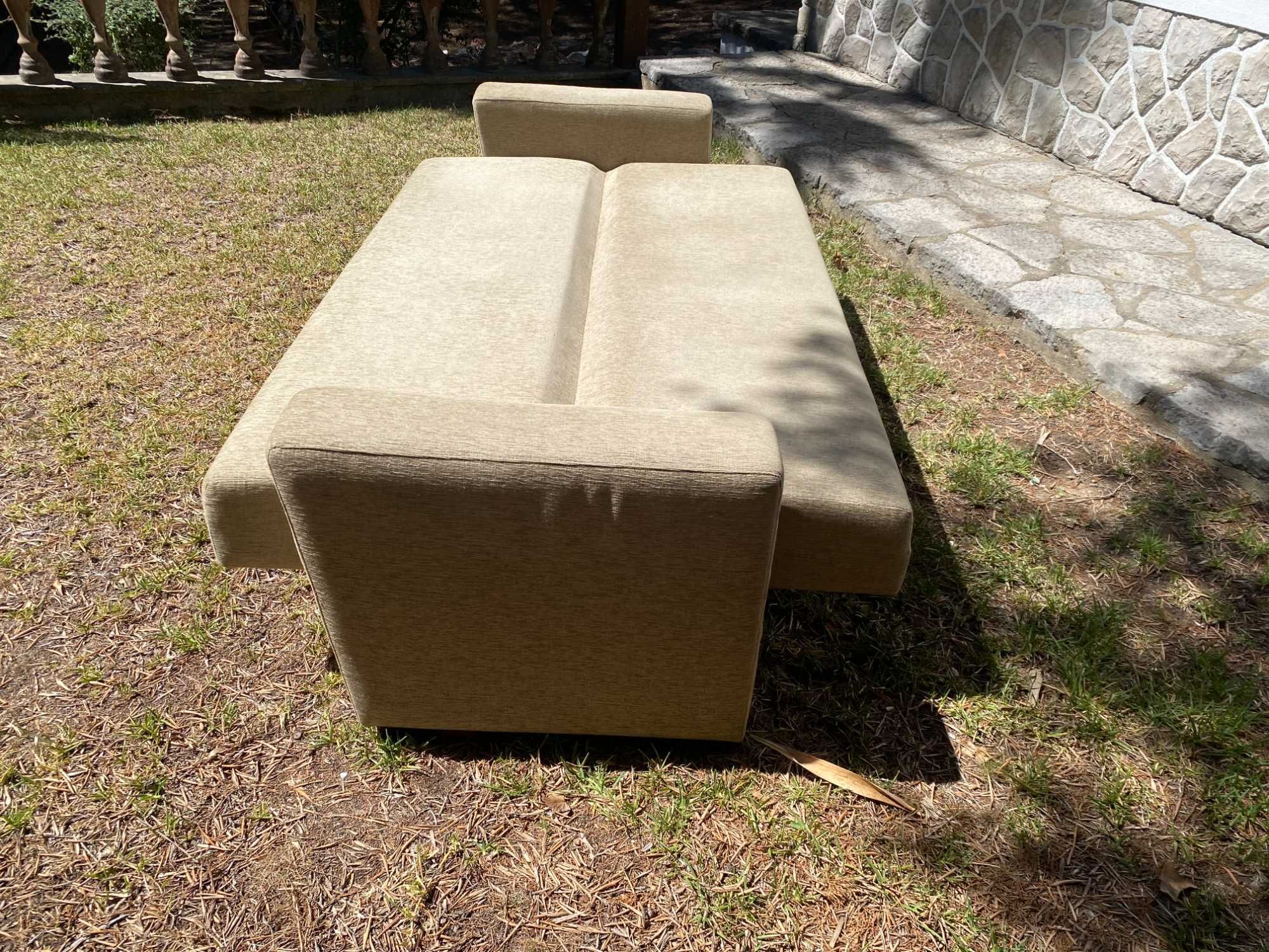 Sofa cama 3 lugares cor creme