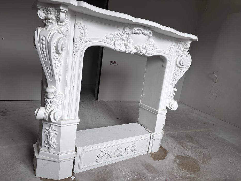 Декоративний камін