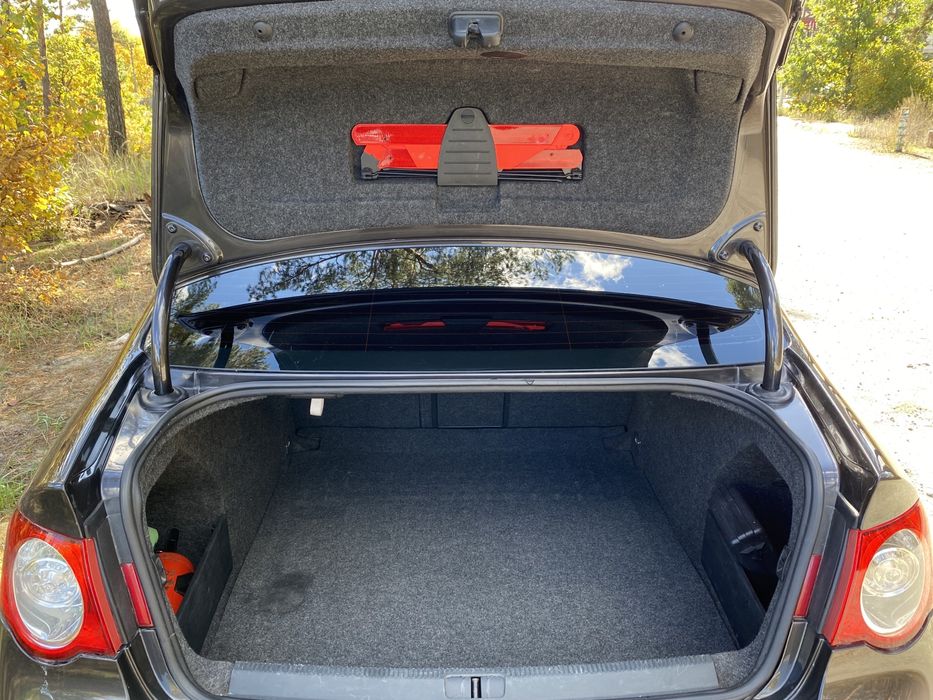 Не фарбований Volkswagen Passat B6 1.8 BZB Highline