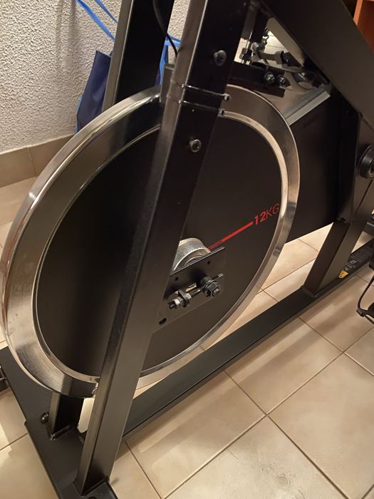 Bicicleta spinning como nova