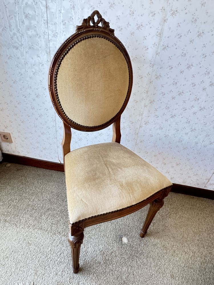 Cama de casal com Colchão/mesas de Cabeceira