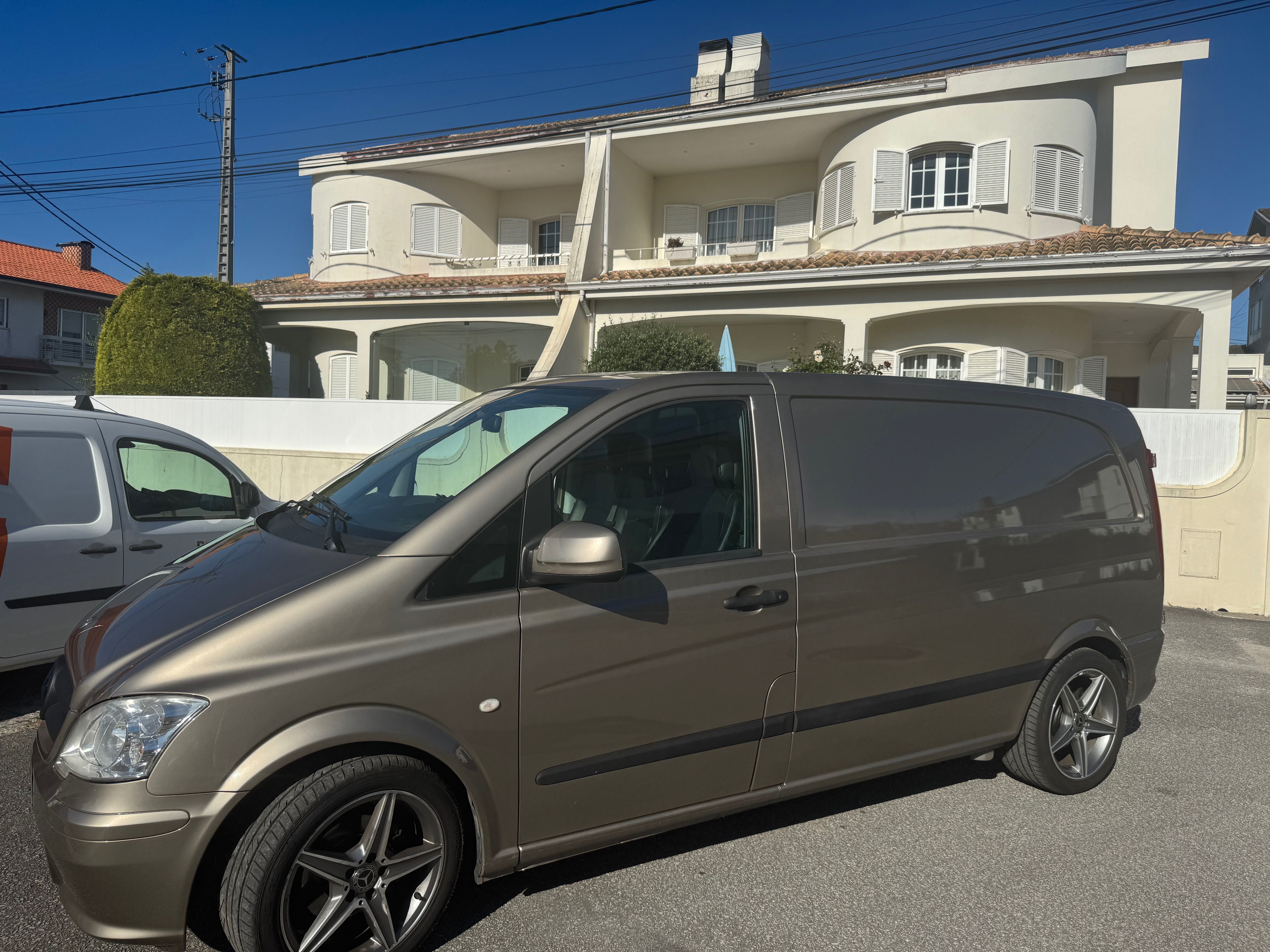 Carrinha Mercedes-Vito Excelente