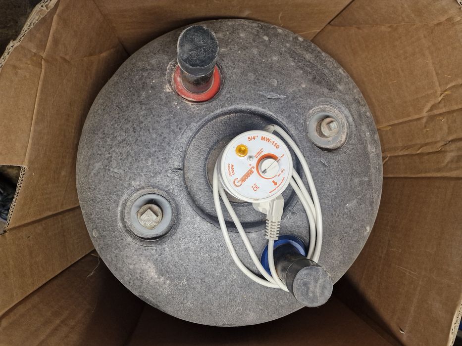 Zbiornik na wode z naczyniem przeponowym