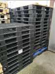Palety plastikowe 110x110 pod bele slome