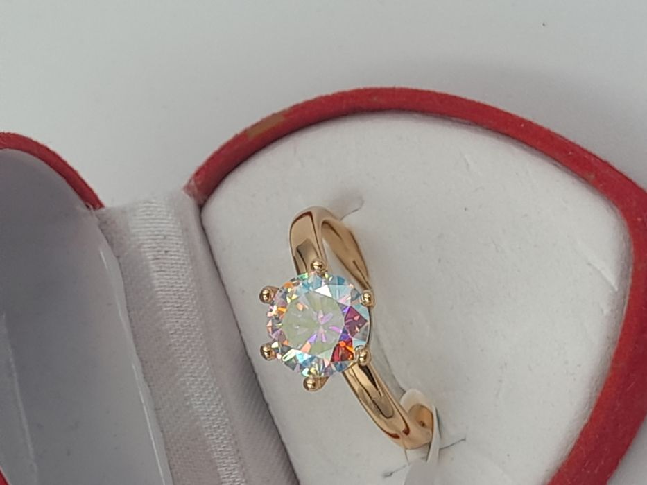 Pierścionek pozłacany Xuping mieniące się oczko 9