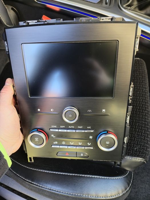 Wyświetlacz radia/nawigacji Renault Megane 4