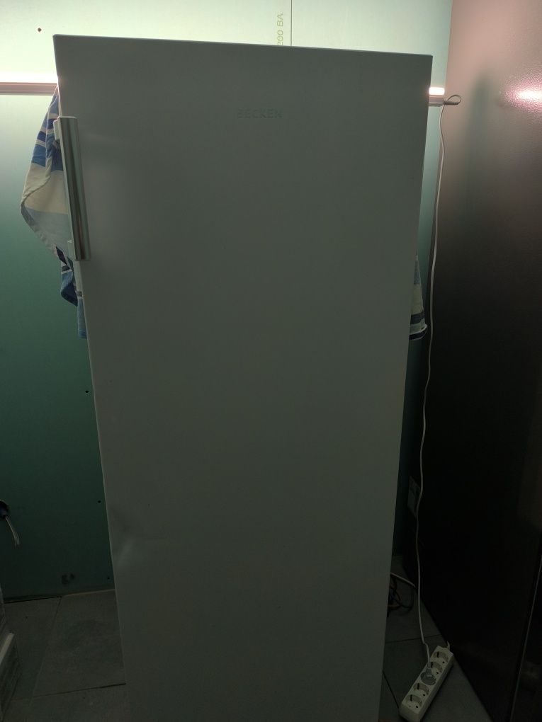 Arca vertical Beken