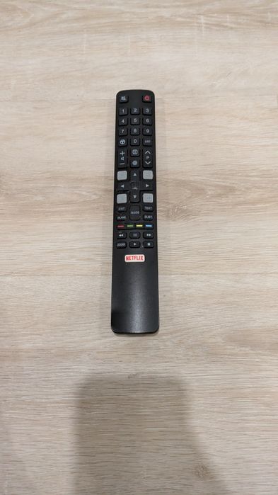 Vendo TV Tcl de 40", modelo 40ES568 em excelente estado - Android Tv