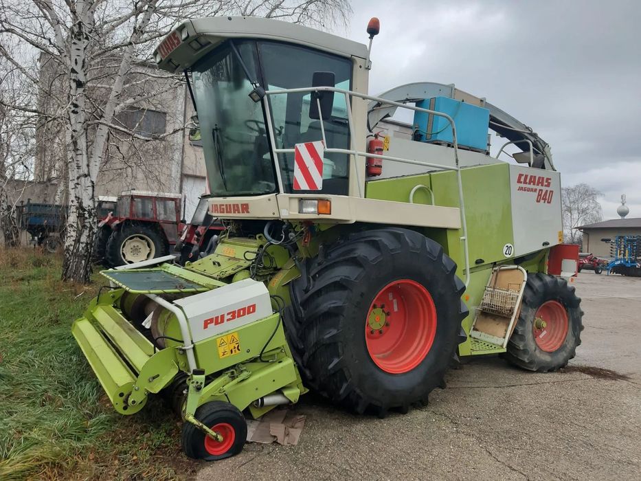 Claas Jaguar 840  gniotownik oraz podbieracz do traw w zestawie!