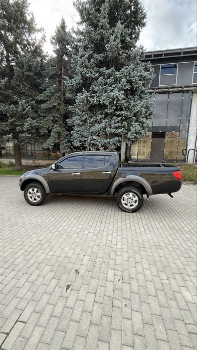 Mitsubishi l200 4x4 super select