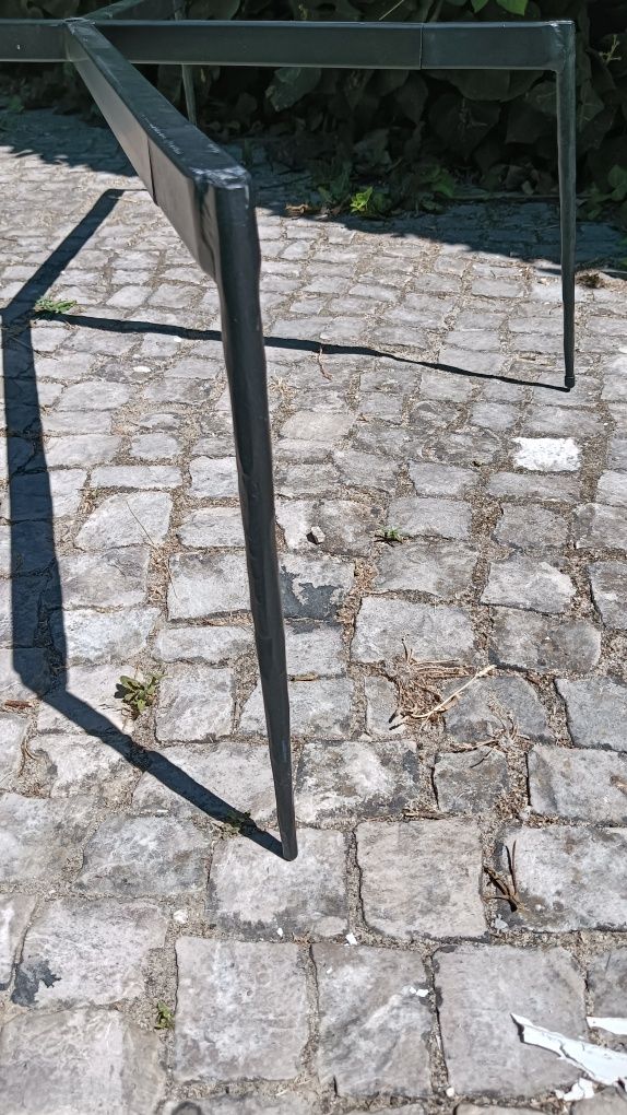 Mesa de centro receção mármore e ferro