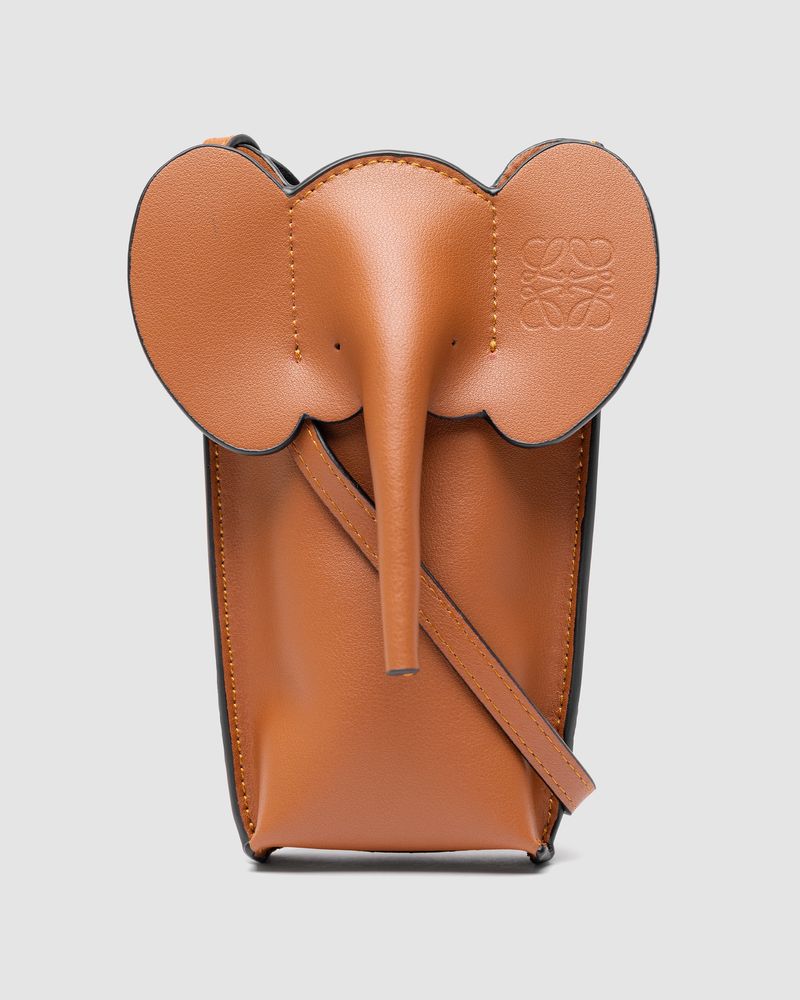 Torebka Loewe Elephant Pocket Bag in Classic Calfskin Brown