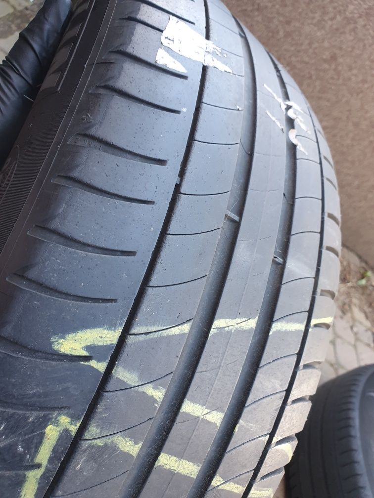 Oryginalne Felgi Koła 17" Nissan Qashqai 5x114.3 Et47 +215.55.17