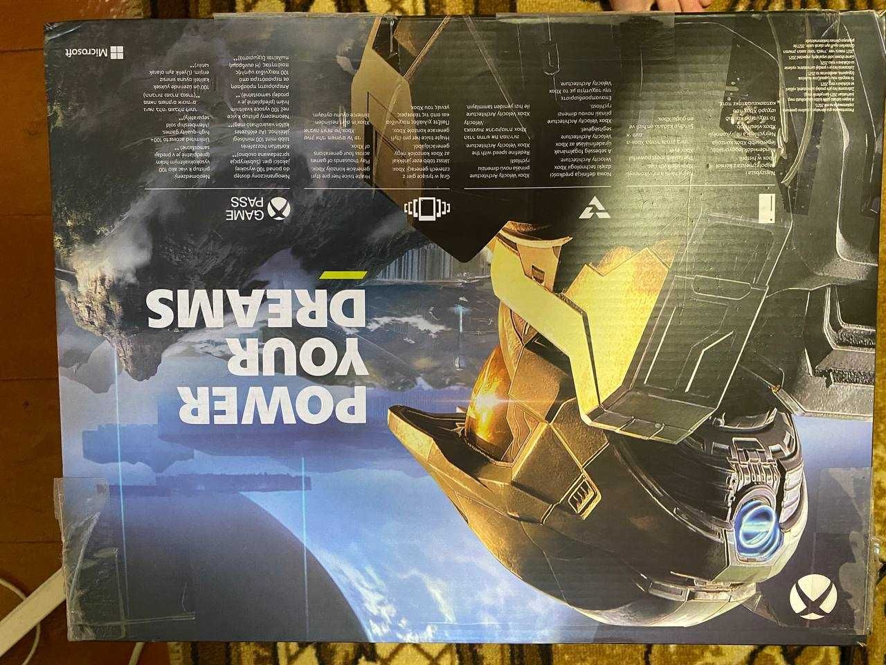 Xbox Series X 1 Tb + 2 геймпади