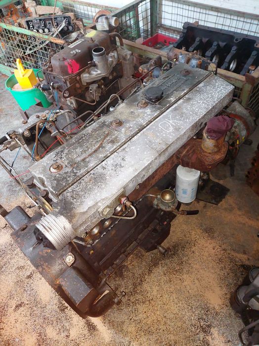 Silnik  perkins  y6 massey ferguson