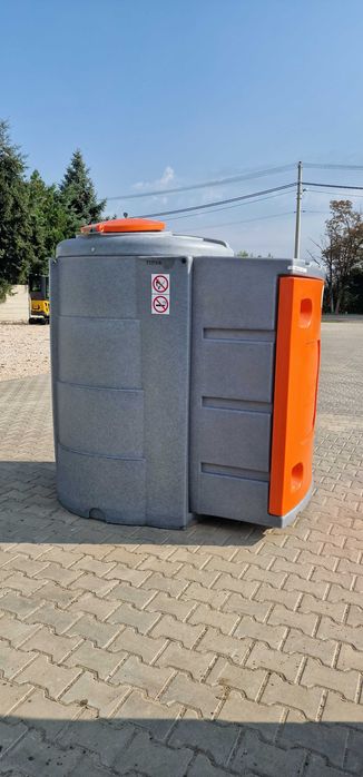 Zbiornik dwupłaszczowy JFC do paliwa olej ropa diesel 1300 litrów