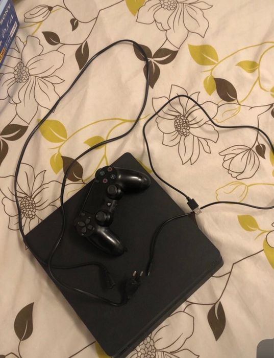 Ps4 nova em folha