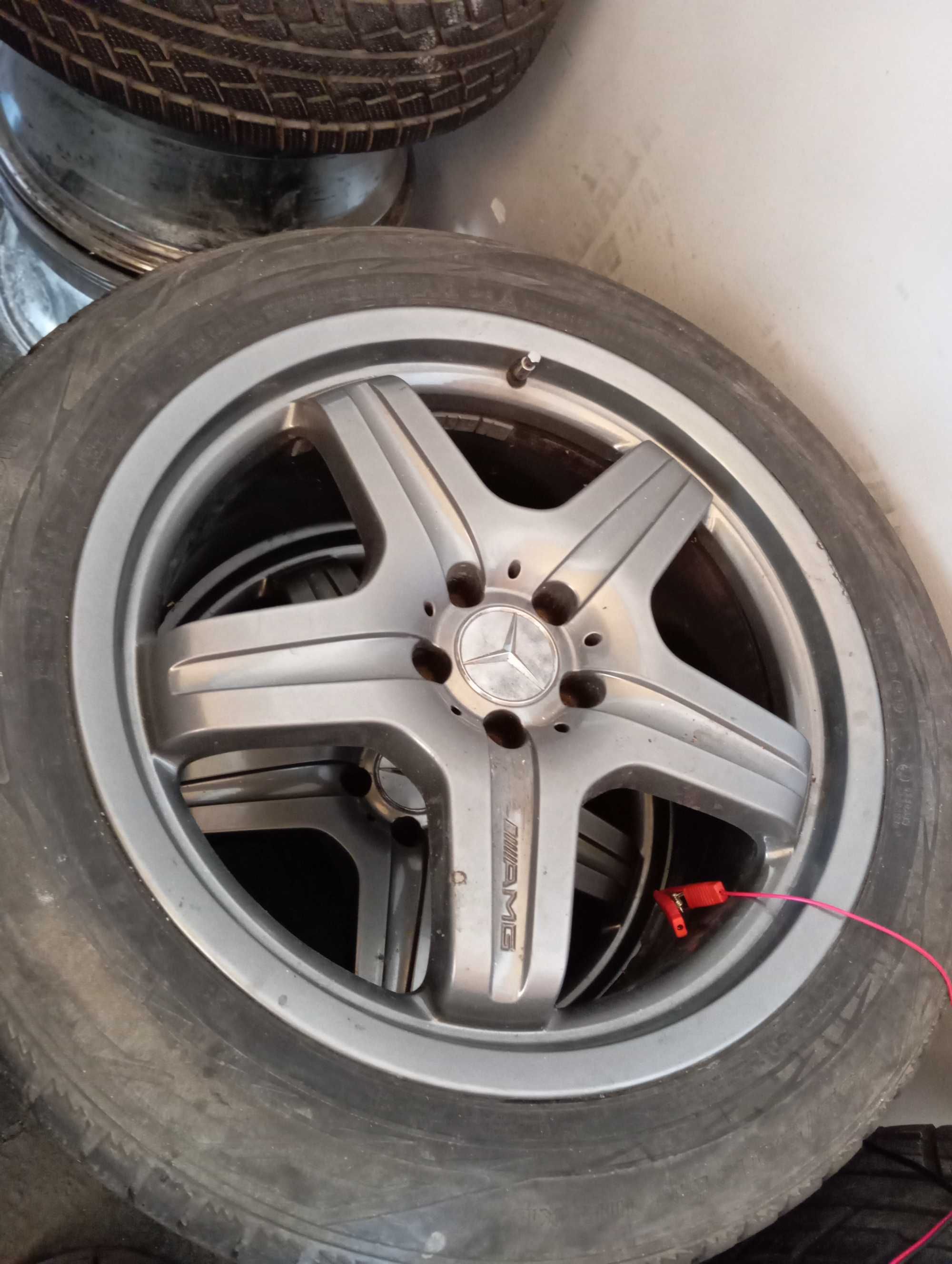 Продам диски в хорошому стані , мерседес AMG .