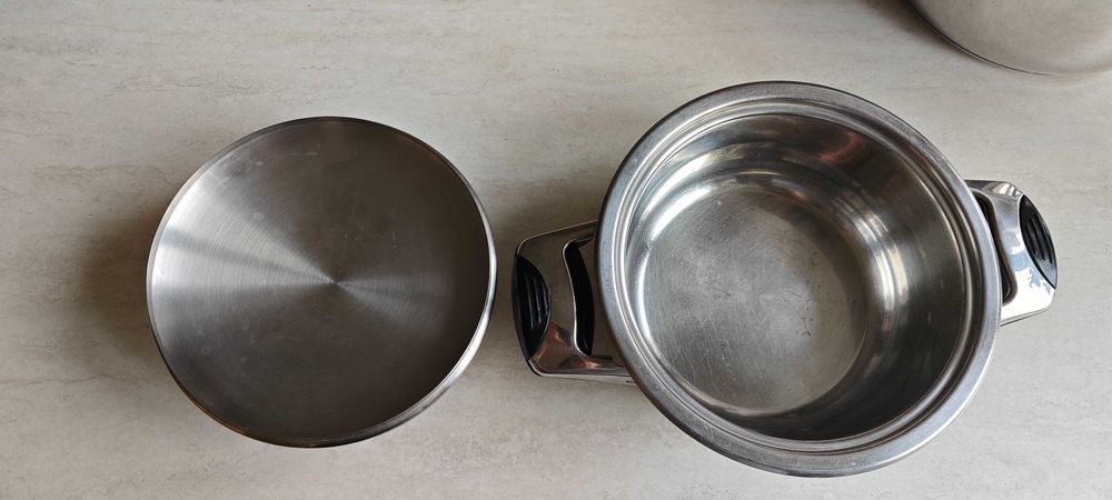 garnek metalowy 5 l. z pokrywką metalową i czujnikiem temperatury