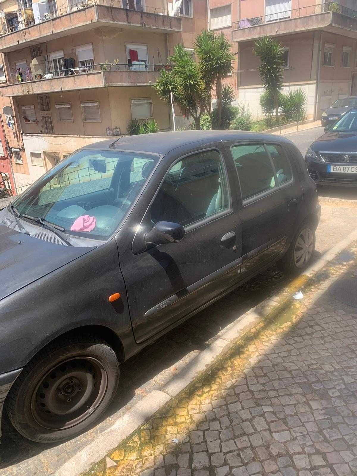 Renault clio 1999