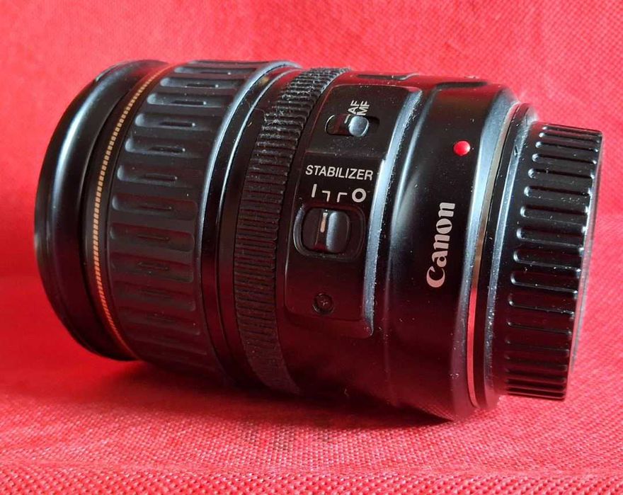 Объектив Canon zoom lens ef 28-135mm 1:3,5-5,6 IS, Ø 72mm