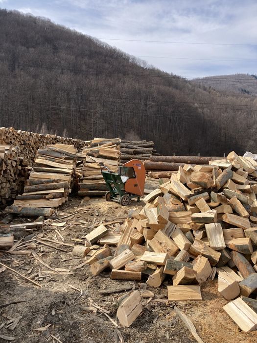 Drewno kominkowe opałowe buk dąb jesion brzoza zrzyny tartaczne