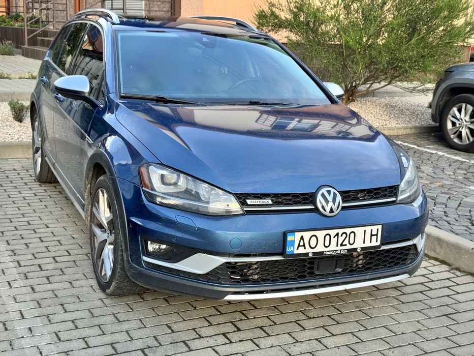 Volkswagen Golf Alltrack 2017 • 1.8 TSI • 4Motion • DQ250