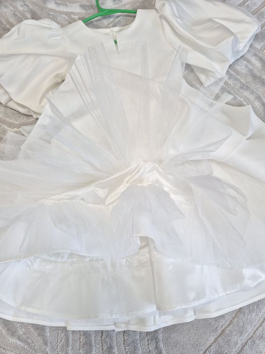 Плаття нарядне гарне