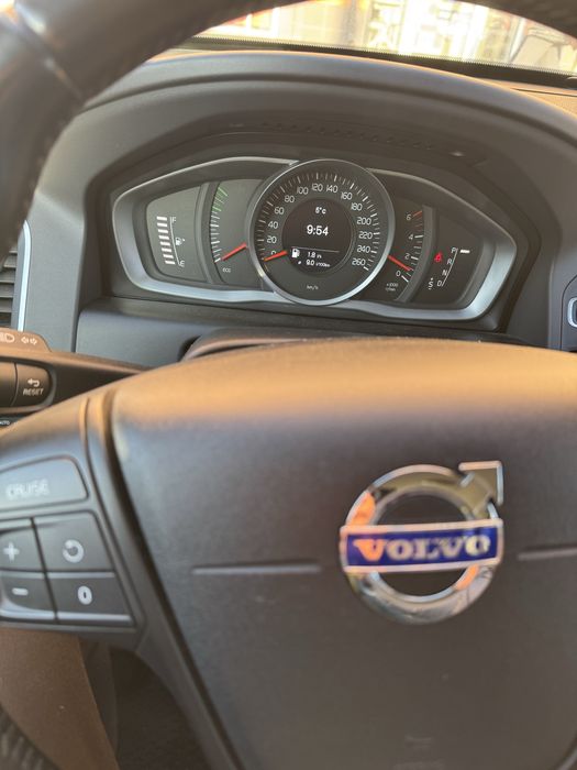 Вольво хс60 D5 2013 2,4 дизель