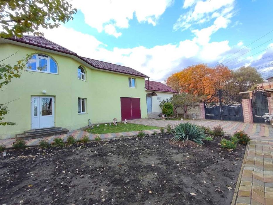 Оренда гарного і затишного будинку в м. Кіцмань