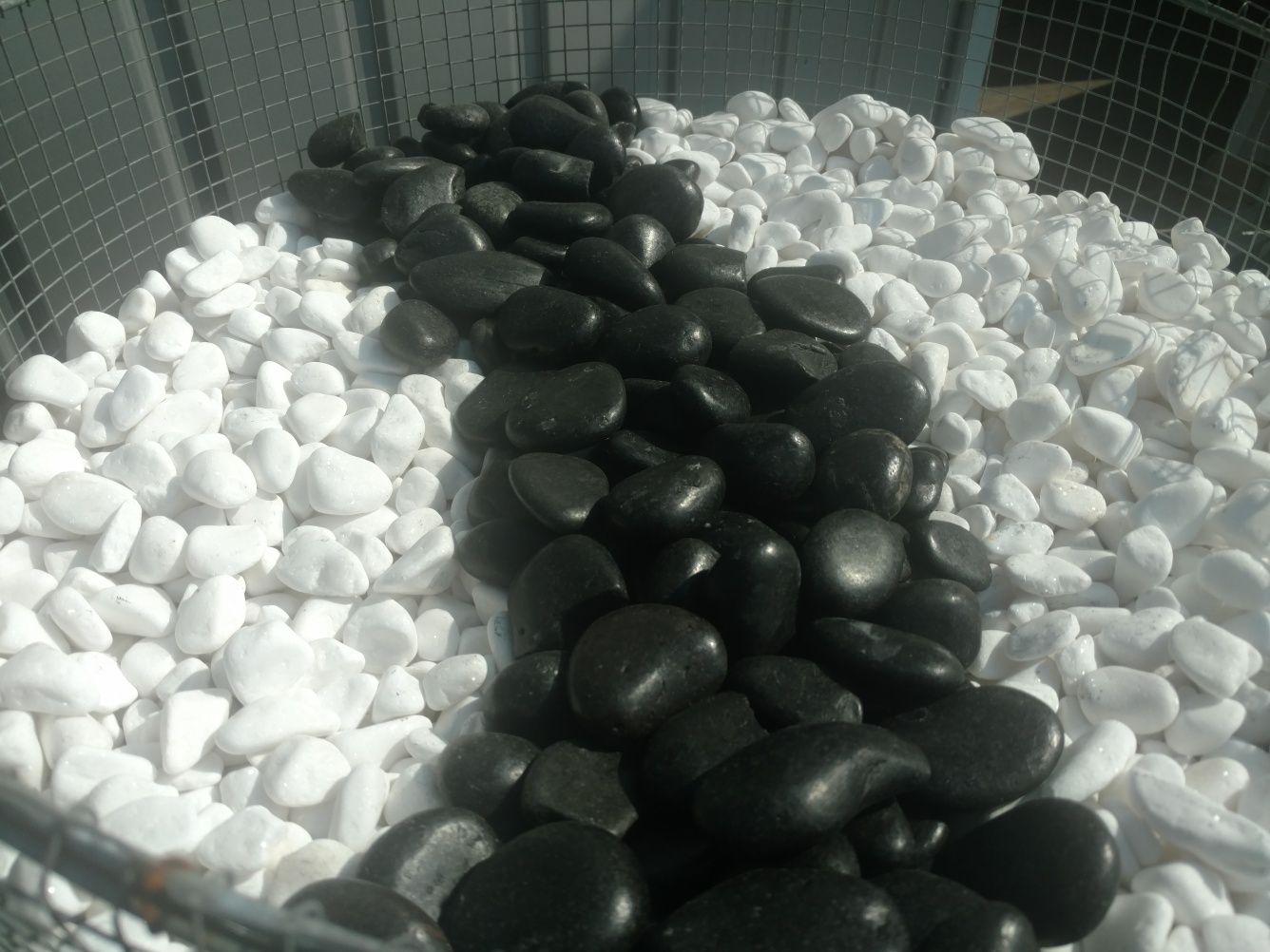 Grys Green Gravel Serpentynit zielony kamień gres granitowy ziemia