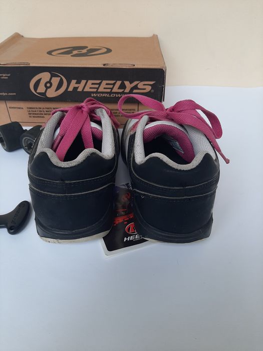 Оригинал Heelys 35 размер роликовые кроссовки, стелька 22 см